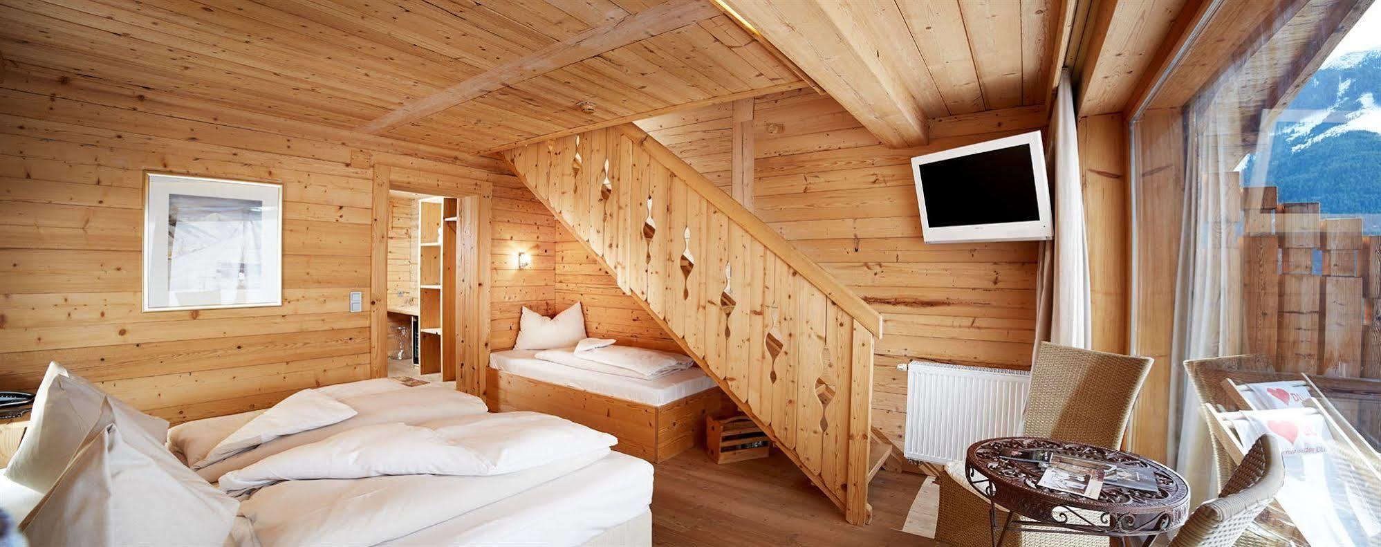 Art & Ski-In Hotel Hinterhag Saalbach-Hinterglemm Room photo